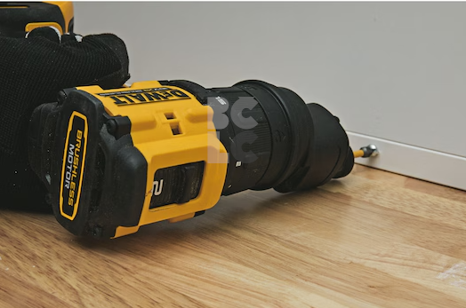 DEWALT AKU bušilica-odvijač s više glava DCD803P2T-QW