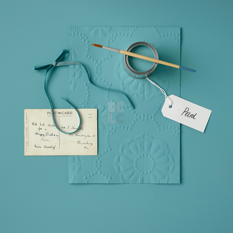 RUST-OLEUM CHALKY FINISH FURNITURE PAINT - kredasta boja za namještaj (DIY)