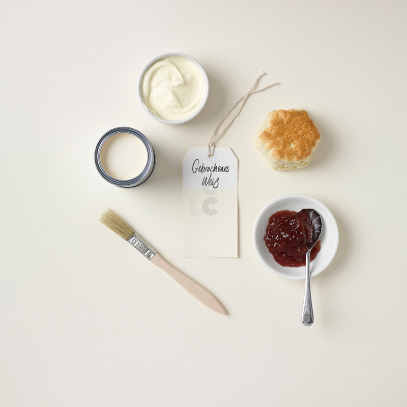 RUST-OLEUM CHALKY FINISH FURNITURE PAINT - kredasta boja za namještaj (DIY)