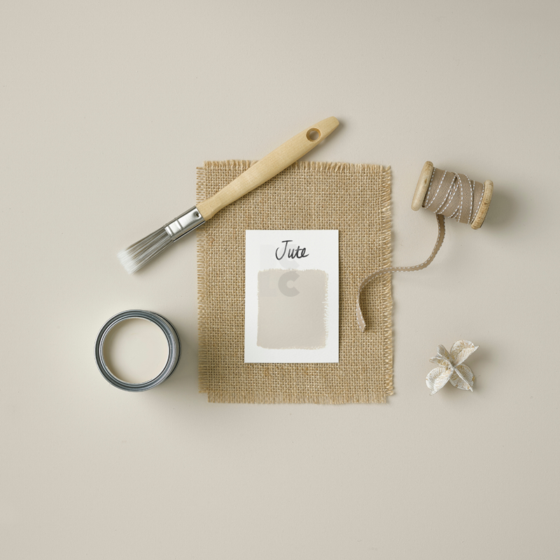 RUST-OLEUM CHALKY FINISH FURNITURE PAINT - kredasta boja za namještaj (DIY)